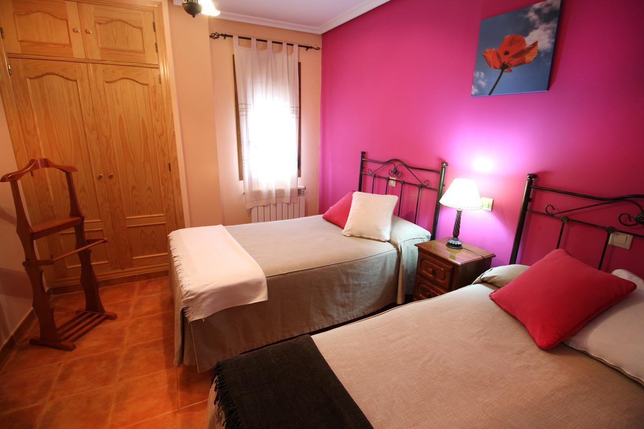 Apartamento Sierra De Monfrague Torrejón el Rubio Exterior foto